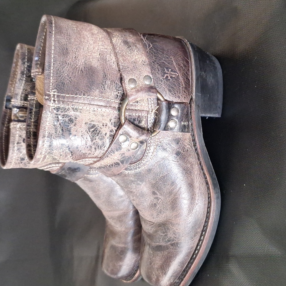 Frye Women's 8 Conway Brown Vintage Patina Leather Harness Boots Side Zip - Picture 3 of 7